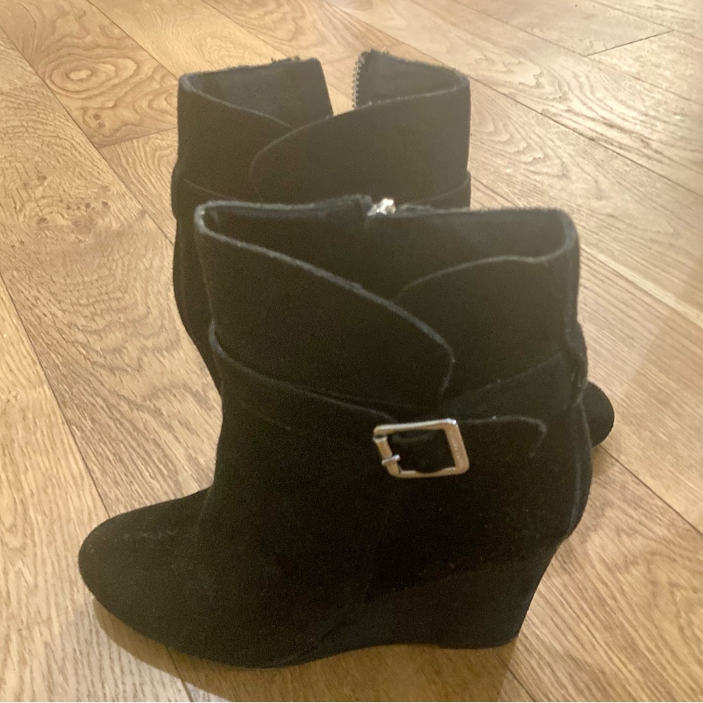 Vince Camuto Black Suede Booties; Black Wedge; Size 7